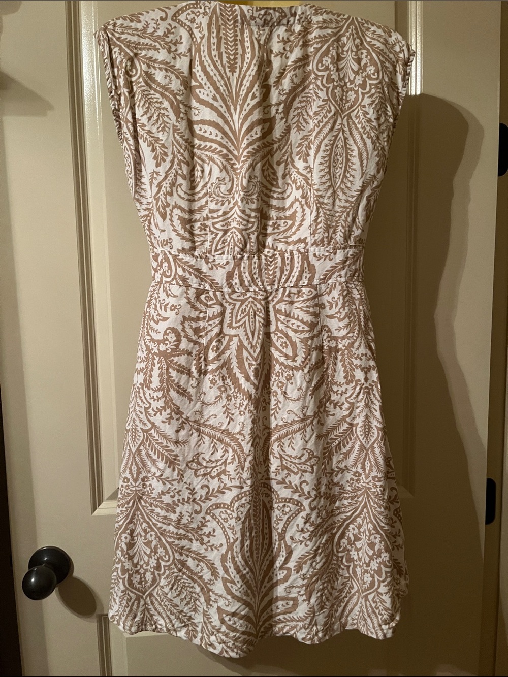 LOFT White and Taupe Paisley Button-Front Mini Dress, Size 00P - Picture 3 of 5